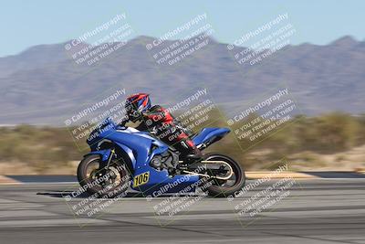 media/Oct-30-2025-Racers Edge (Thu) [[dabbdaf680]]/3-B Group/Session 4 (Turn 9 Side)/